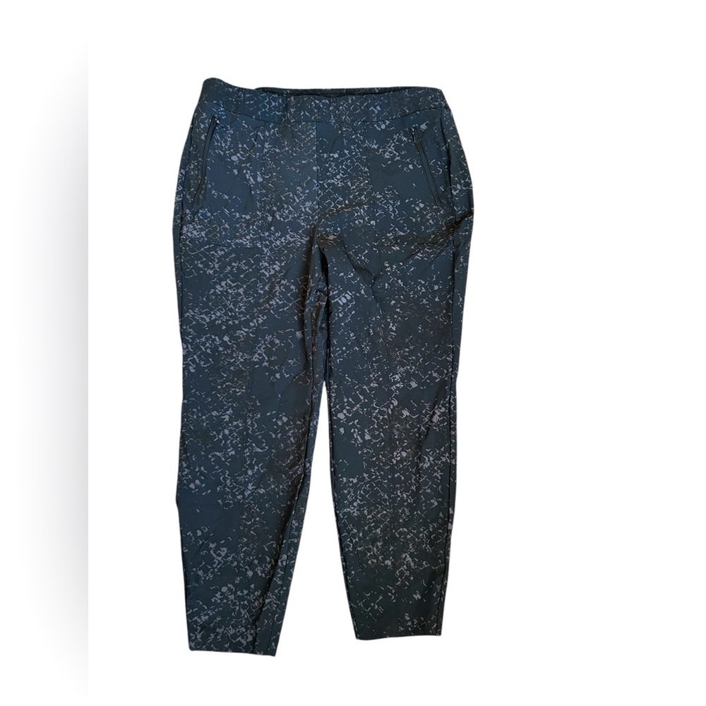 Lane Bryant Women’s Cropped Black/Gray Patterned Pants size 18